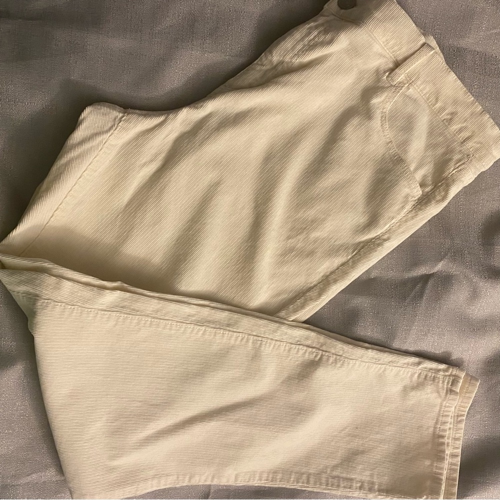 Brand new with Tags! Loft Size 16 Cream Corduroy Pants